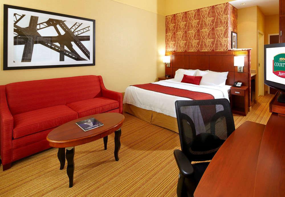 Courtyard By Marriott Pittsburgh Downtown Hotel Ngoại thất bức ảnh