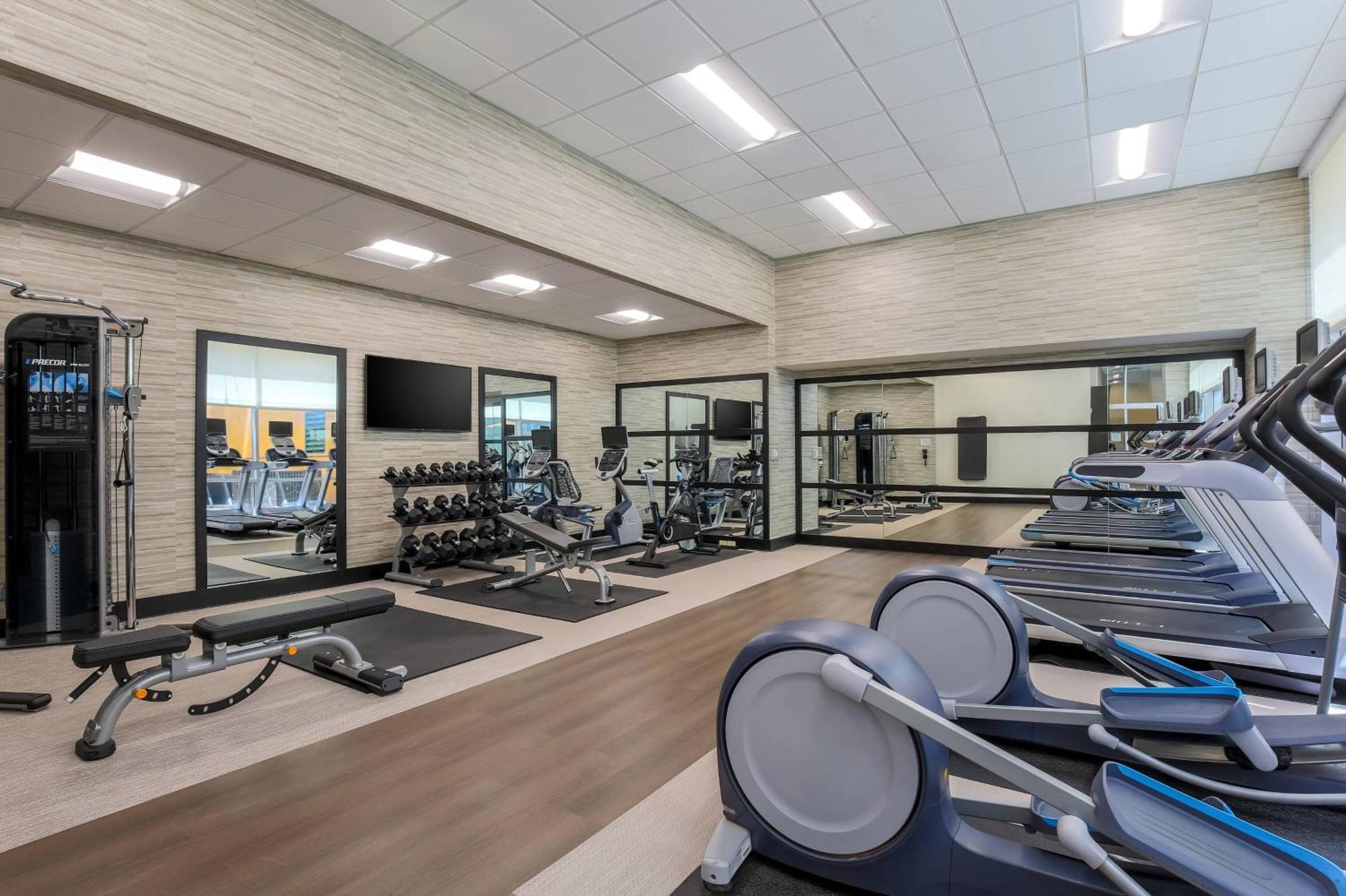 Courtyard By Marriott Pittsburgh Downtown Hotel Ngoại thất bức ảnh
